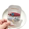Tecido Vintage Xadrez Vermelho e Azul com Bordado de Pato de Bolinhas, Presilha Lateral com Botões de Coração de Menina Suave, Grampo Versátil para Franja e Cabelo Solto