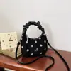 Bolso de nube de lunares estilo explosivo transfronterizo bolso cruzado dulce retro bolso de mano con sentido de diseño de nicho bolso de hombro mujeres al por mayor