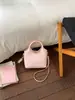 2026 Novo Design de Nicho Moda Tendência Personalidade Feminina Simples Primavera e Verão Ombro Único Transversal Comutador Bolsa Saco