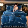 Conjunto de quatro peças de cor sólida em veludo de leite espesso de outono e inverno 4-4,8 kg, conjunto de três peças em flanela e veludo coral para comércio exterior transfronteiriço