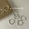 Anillo geométrico con forma de plata de ley S925 Onihan diseño de nicho femenino lujo ligero estilo frío de alta gama irregular