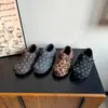 Outono 2026 Novos Sapatos Femininos Lã Bico Redondo Com Pelúcia Quente Moda Solado Grosso Sapatos Femininos Sapatos de Algodão Mocassins