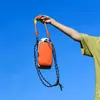 Nueva bolsa cruzada de hombro para teléfono para deportes y ocio al aire libre para mujer en esquema de colores dopamina, bolsa pequeña de nailon para mujer