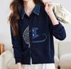 Cárdigan de punto con cuello de camisa de retazos de mezclilla para mujer, primavera y otoño 2025, nuevo, con solapa, bordado, chaqueta suéter, prenda exterior corta