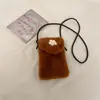 Nuevo bolso mini de felpa para otoño/invierno 2026 para mujer, bolso de teléfono cruzado moderno y versátil, bolso pequeño peludo de un solo hombro