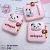 Panda de Dibujo Animado Pizarra Mochila Escolar Pegamento de Crema DIY Pasador Diadema Funda para Teléfono Móvil Flor para Zapatos Imán para Refrigerador Accesorios de Resina