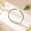 Pulsera Abierta Tallada Estilo Retro Chino Accesorios de Personalidad Moda Versátil Joyería de Mano Decorativa Celebridad de Internet Adornos de Temperamento Simple