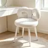 Banqueta de Maquiagem Estilo Ins com Laço de Lã para Quarto de Casa Cadeira de Maquiagem Popular em Lojas de Chá de Leite para Fotos e Uso de Lazer