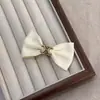 Accesorios para el cabello de seda de leche lazo pinza lateral Mori pinza lateral femenina Corea del Sur Nuevo pasador pasador tridimensional Nuevo