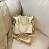 Bolsa de Mão Acolchoada com Corrente Estilo Chanel para Mulheres, Nova Bolsa Saco de Cordão Primavera 2026, Bolsa de Ombro Único Transversal