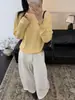 Camiseta base de punto suelta de otoño ajustada para mujer, nuevo top interior de primavera y otoño, suéter estiloso de forro polar con diseño de oso miel