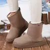 Botas de Nieve Europeas y Americanas Transfronterizas 2026 Invierno Tallas Grandes Nuevas de Suela Gruesa que Aumentan la Altura, Cálidas y Forradas de Felpa, Color Sólido, de Media Caña