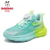 Zapatos infantiles Babu Dou para niños, nuevo modelo de otoño 2026, zapatillas de malla transpirables para niños con hebilla giratoria