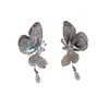 Duende Mariposa: Pendientes Largos de Plata Hueca con Zirconia, Exagerados, Tridimensionales, Retro, de Nicho, y Clips para Oreja
