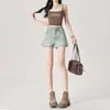 Shorts de mezclilla anchos deslavados de color claro para mujer, verano 2026, modernos y versátiles, nuevos shorts ajustados de cintura alta para chicas con estilo