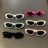 Óculos de sol de armação pequena olho de gato transfronteiriços óculos de sol para fotos show de óculos de sol compras legal anti-ultravioleta moda europeia e americana infantil novo