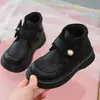 Botines para Niñas 2026 Otoño/Invierno Nuevos Botines Infantiles Botines de Princesa Botines Individuales Zapatos para Niñas Botas de Cuero de Invierno con Plus de Terciopelo