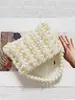Bolso Pequeño Cuadrado Casual y Lindo Bolso de Mano para Mujer Primavera y Verano 2025 Nuevo Bolso Tejido con Perlas Rosas de Imitación