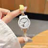Reloj estilo lindo con cordón de tirar, estilo ins, alto atractivo estético, nicho para estudiantes, DIY, temático de gato simple, estilo artístico y de bosque, esfera pequeña