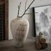 Vaso de Cerâmica Retrô Jingdezhen em Tons Terrosos, Recipiente para Flores em Forma de Cone para Pousada e Quartos Modelo de Hotel, Decoração para Arranjo de Flores com Frete Grátis