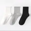 [Color Sólido Cuatro Estaciones] Calcetines de Otoño e Invierno para Hombres y Mujeres, Populares Versátiles Anti-Olor Absorbentes del Sudor Calcetines Deportivos, Ajuste Holgado, Negro