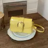 Bolsas de Alto Valor Estético para Mujer Verano 2026 Nuevo Bolso de Hombro para Viajes Cotidianos Moda Diseño Sencillo de Nicho Bolso Cruzado de un Solo Hombro