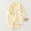 Mameluco de algodón puro Clase A para bebé para primavera y otoño, mameluco para recién nacido, estilo caballero de manga larga capa base de otoño e invierno para bebés niños