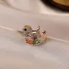 Retro Elegante Francés, Moderno Broche Mariposa de Diamantes Rojos, Ropa de Alta Gama, Accesorios para Abrigos, Broche Corsage