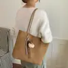 Bolso de hombro para mujer con patrón tejido retro de nicho, nuevo y moderno para el otoño de 2026, de gran capacidad, para el trabajo y los desplazamientos