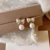 Nuevos Pendientes Dulces de Lazo y Perla para Primavera y Verano para Mujer, Pendientes de Diseño Nicho, Pendientes de Imitación de Nácar de Lujo Ligero al por Mayor