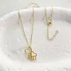 Nuevo collar cruzado europeo y americano creativo de 5 corazones, cadena para la clavícula con colgante de corazón dulce y femenino, regalo de cumpleaños