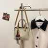 Bolsa Pequena para Mulheres 2026 Primavera Nova Vintage Versátil Casual Transversal Outono Inverno Ombro