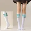 Calcetines de Navidad Transfronterizos de Tres Rayas a Media Pantorrilla para Mujer, Hasta la Rodilla, Calcetines Rayados, Calcetines Europeos y Americanos para Danza de Performance, Calcetines Jk para Pantorrilla