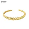 WT-B646 luz de nicho lujo único diseño de enrollado de cuerda de cáñamo latón de 18K chapado en oro simple pulsera versátil para mujer