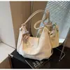 Mochila Femenina Transfronteriza 2026 Nueva Tendencia Otoño e Invierno Bolso Tote Versátil de Nicho Elegante Mochila de Gama Alta