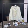 Elegante Blusa de Encaje con Volantes Multicapa y Estampado de Mariposas, Ligera y con Mangas de Linterna de Atar