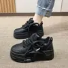 Mocasines de Estilo Europeo con Suela Gruesa para Mujer, Nuevos Zapatillas Deportivas Blancas para el Otoño 2026 con Puntera Ancha que Aumentan la Altura, Populares Zapatos Deportivos Casuales Blancos