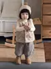 Chaleco de Niña Ropa de Abrigo de Invierno Elegante para Bebé Niño Pequeño Otoño Invierno Nuevo Estilo Cuero Piel Integrados Capa Cálida Chaleco Engrosado