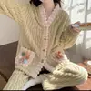 Conjunto de Dos Piezas Cardigan Arcoíris para Mujer Invierno Polar de Coral Doble Cara Engrosado Pijama Conjunto Cálido para el Hogar Dulce Cálido