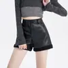 Pantalones Cortos de Cuero Negro para Mujer Otoño/Invierno 2026 Nuevos de Cintura Alta con Sentido del Diseño Pantalones de Pierna Ancha Línea A Para Personas Menudas Ropa de Abrigo Pantalones Bootcut