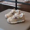 Zapatos deportivos para niños, zapatos de bebé para primavera y otoño, de suela blanda, para niños y niñas, transpirables y antideslizantes, diseñados para niños pequeños que están aprendiendo a caminar