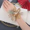 Ramillete de Boda Hecho a Mano para Novio y Novia Estilo Bosque Rojo Boutonnière para Invitado de Boda China Hermano y Cuñada 2025 Nuevo