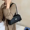 Bolso acolchado estilo tweed en la axila, nueva colección otoño/invierno 2026, moderno y sofisticado, bolso baguette vintage, bolso de mano, bolso de hombro para mujer