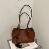 Bolsa Tote Retrô Feminina Outono 2026 Nova Elegante Chique Alto Valor Grande Capacidade para o Trabalho Ombro Único Bolsa de Axila