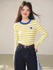 Blusa de base listrada slim fit para mulheres, adequada para o outono, pode ser usada como camada externa, manga longa, camiseta de malha com ombro normal