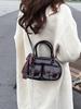 Bolso de mano estilo bolos de estilo retro, estilo Boston, de alta gama, para mujer, de un solo nicho, de estilo extranjero.
