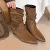Botas de Caballero de Moda Retro con Tacón Grueso, Punta Puntiaguda de Dos Vías, Hebilla de Gamuza, Versátiles, Adelgazantes, Largas, Otoño/Invierno 2026