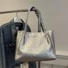 Bolsa de Ombro Grande Capacidade Feminina 2025 Nova Fashion Simples Casual Estilo Ocidental Bolsa Tote para o Dia a Dia Tendência