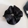 Flor de Cabello de Satén Plisado de Alta Calidad Anillo para el Cabello Texturizado Cuerda para el Cabello de Bola de Bajo Grado Lazo Grande Femenino