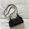 Bolso Pequeño de Gamuza de Alta Gama 2025 Otoño Nuevo Cadena Mate Bolso de Hombro Retro Bolso Cruzado Moderno